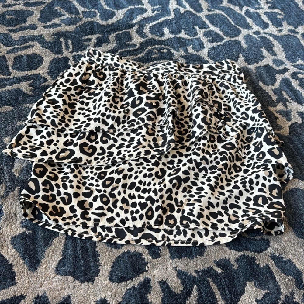 H&M Leopard Animal Print Ruffled Tiered Mini Skirt Sz 8/M Summer